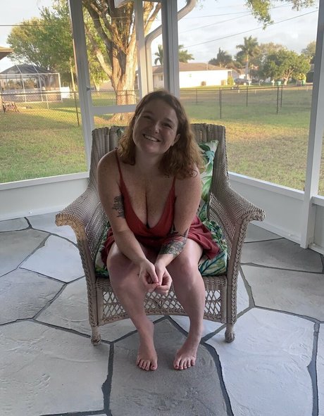 Foto di nudo di fuga di OnlyFans di Freckledbabyy