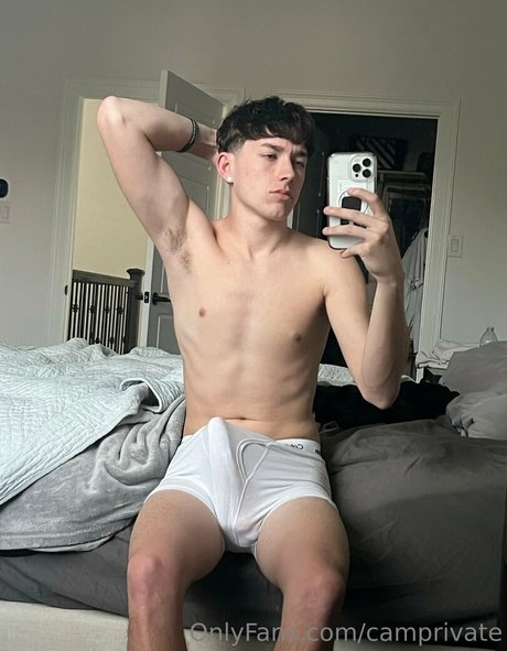 Foto di nudo di fuga di OnlyFans di Camprivate
