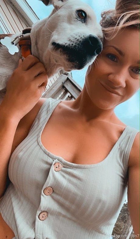 Foto di nudo di fuga di OnlyFans di Huntress Jen