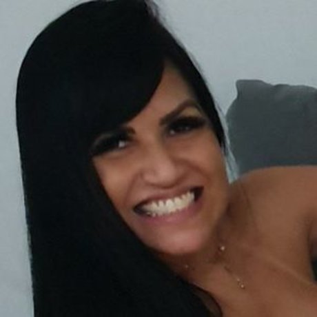 Foto di nudo di fuga di OnlyFans di Nicole Carioca