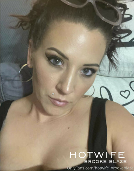 Hotwifebrookeblaze