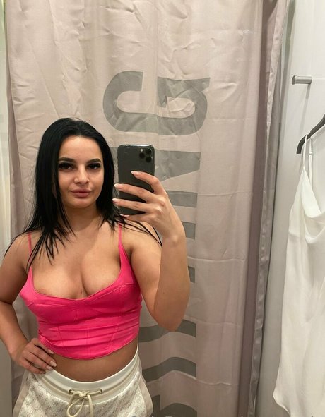 Foto di nudo di fuga di OnlyFans di Paolaonly