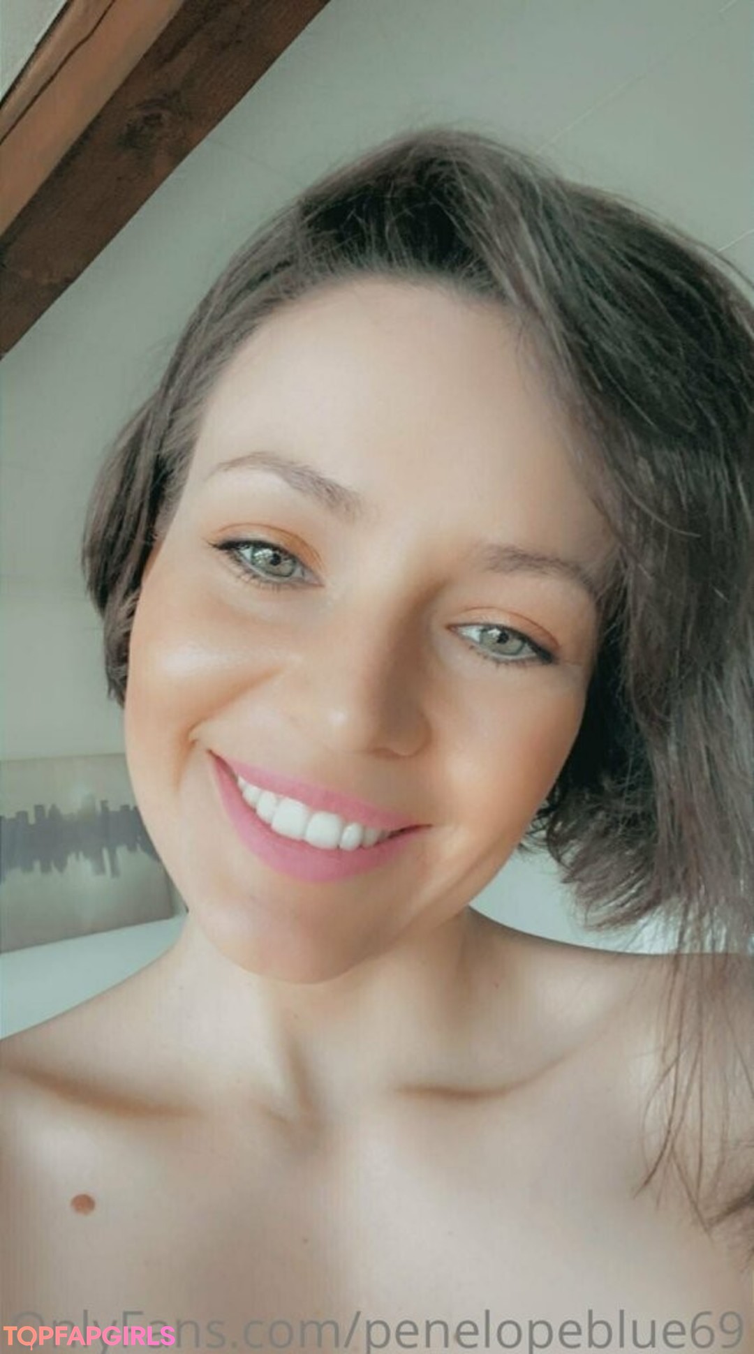 Foto di nudo di fuga di OnlyFans di Penelopeblue69 #12 Foto di nudo di fuga di OnlyFans di Penelopeblue69 #12