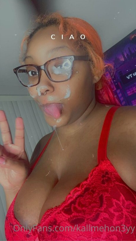 Foto di nudo di fuga di OnlyFans di Walkngenocidefree