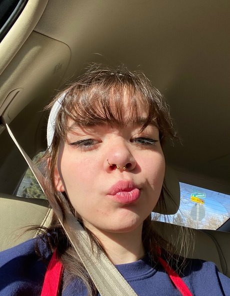 Nikkiinatural