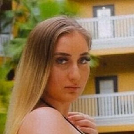 Foto di nudo di fuga di OnlyFans di Babybanddss