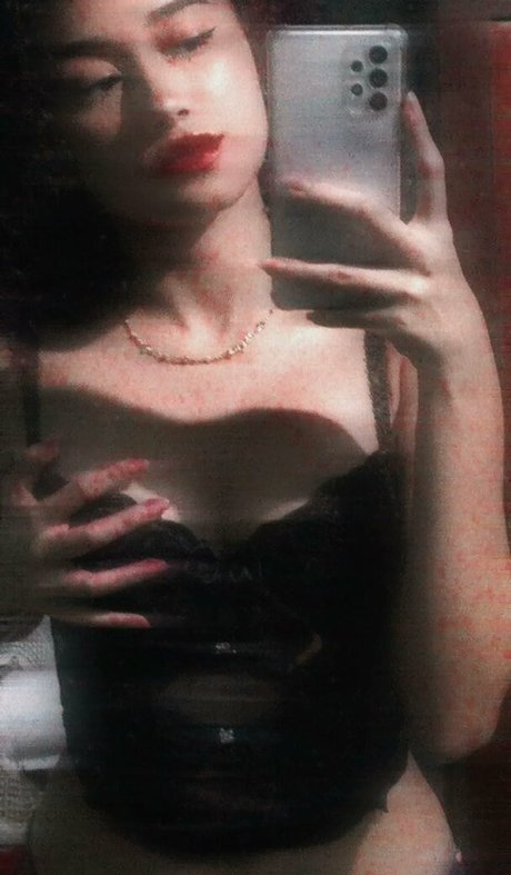 Foto di nudo di fuga di OnlyFans di Sah Santtos