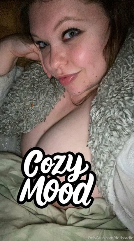 Foto di nudo di fuga di OnlyFans di Dddstaciie