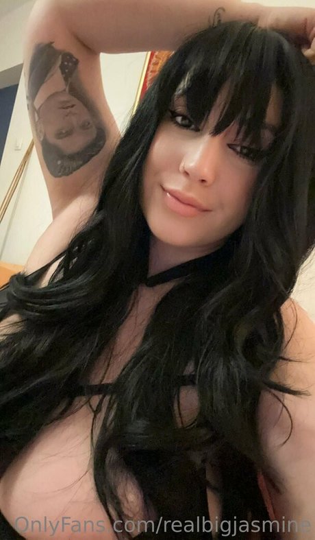Realbigjasmine