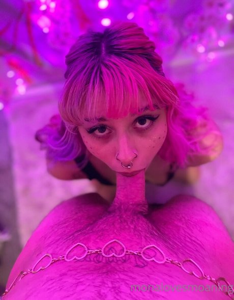 Foto di nudo di fuga di OnlyFans di Monalovesmoaning