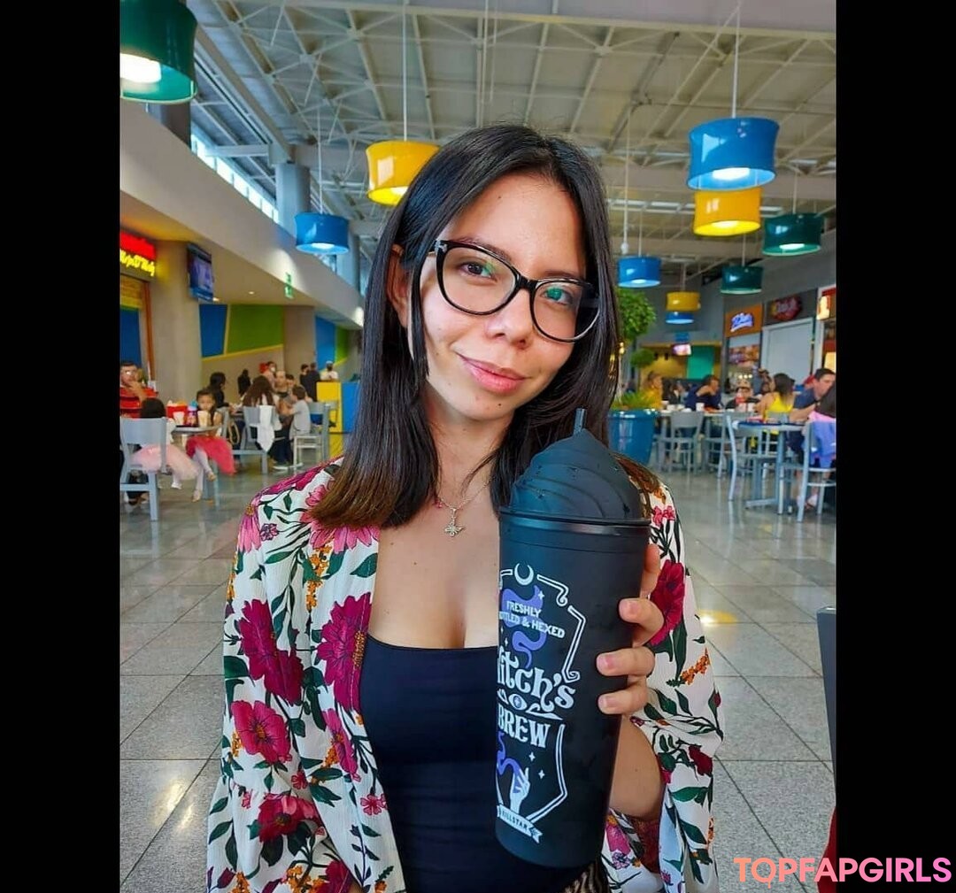 Foto di nudo di fuga di OnlyFans di Melina Valdez #1 Foto di nudo di fuga di OnlyFans di Melina Valdez #1