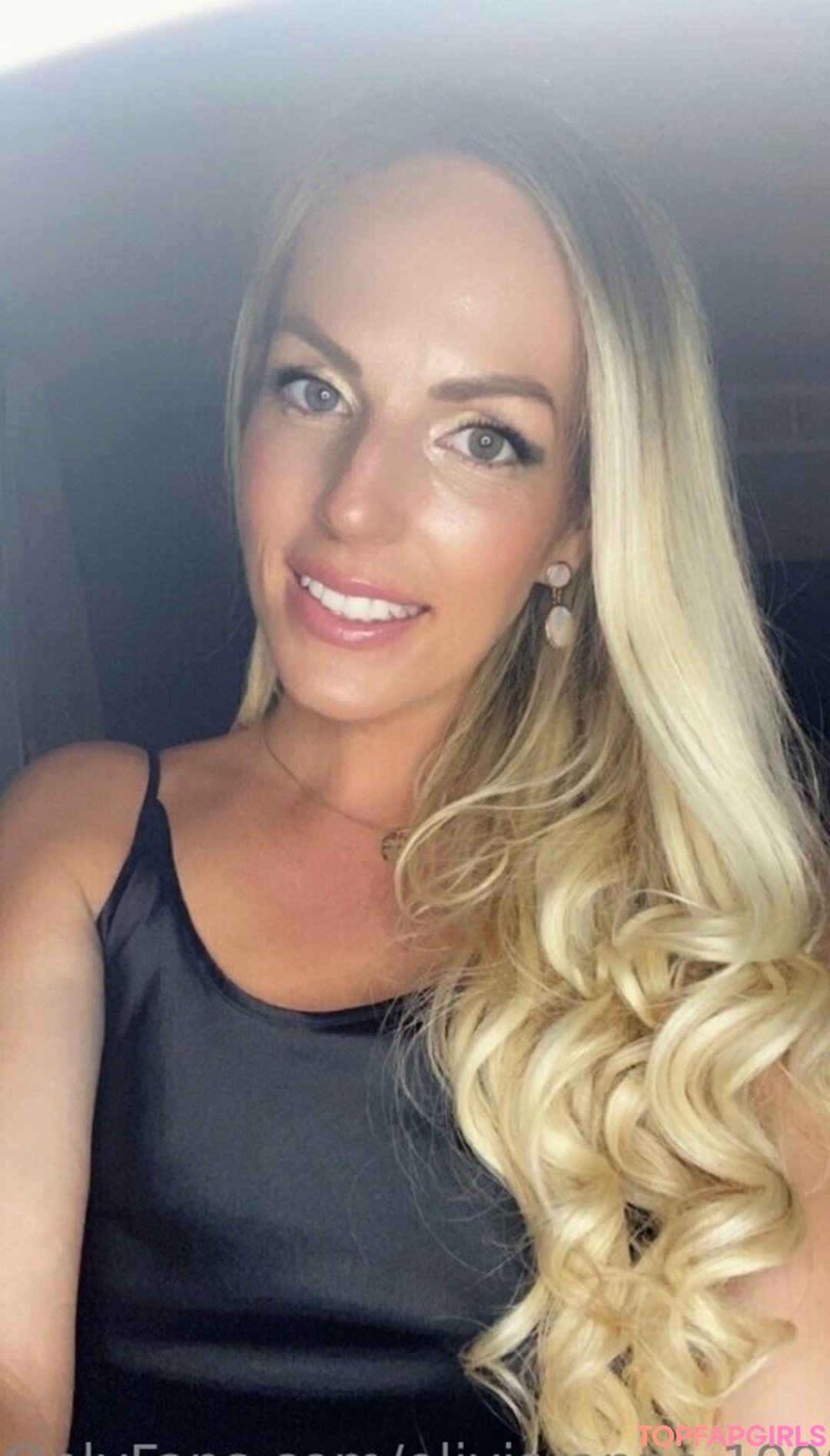 Foto di nudo di fuga di OnlyFans di Olivia Anne 1990 #9 Foto di nudo di fuga di OnlyFans di Olivia Anne 1990 #9