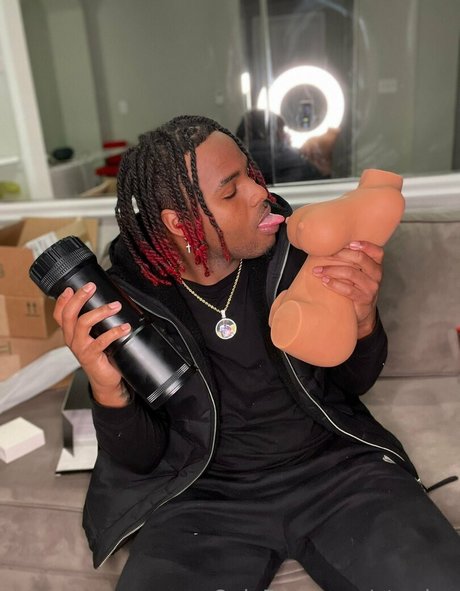 Foto di nudo di fuga di OnlyFans di Otmdee