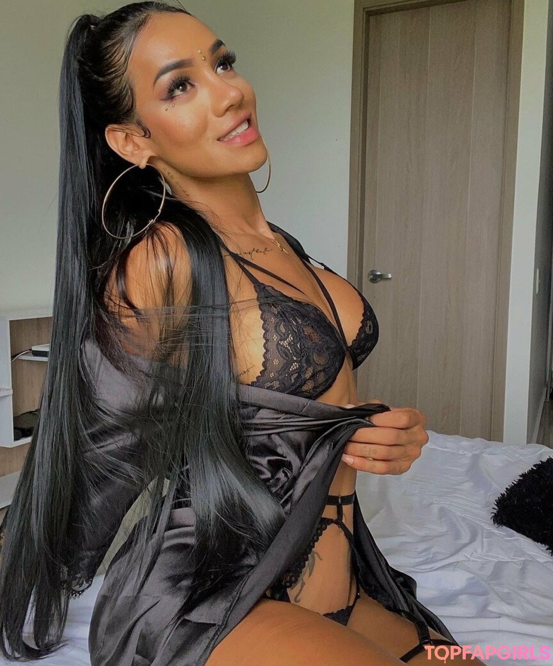 Foto di nudo di fuga di OnlyFans di Laura Saenz #58 Foto di nudo di fuga di OnlyFans di Laura Saenz #58