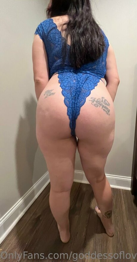 Foto di nudo di fuga di OnlyFans di Goddessoflove00
