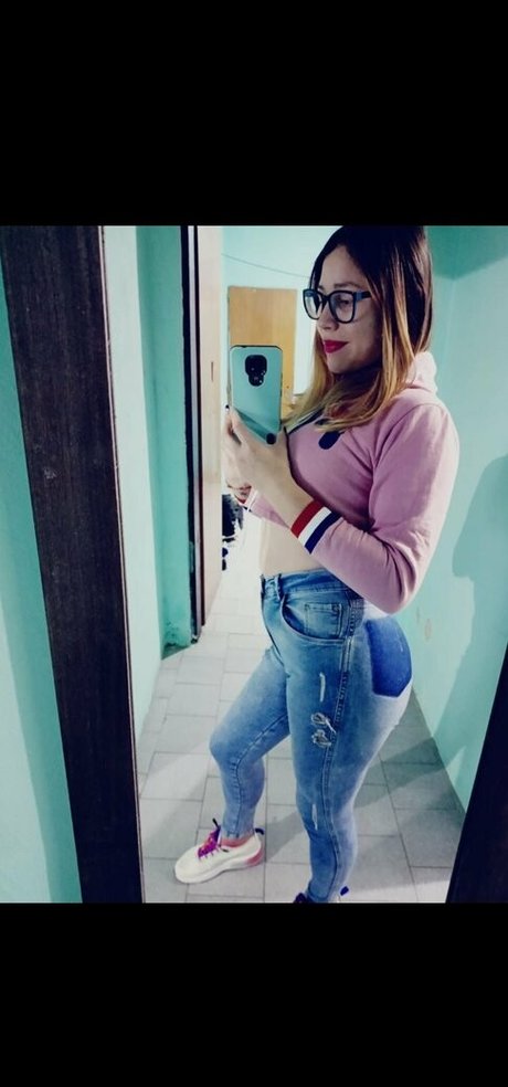 Foto di nudo di fuga di OnlyFans di Lunaestrella10