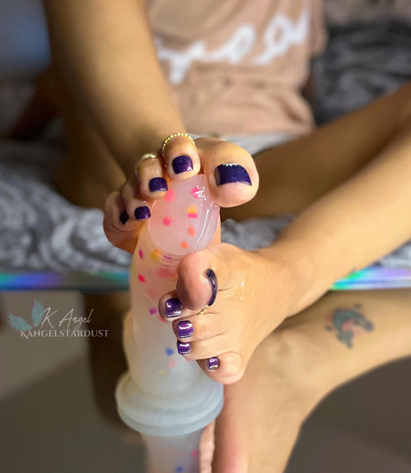 Foto di nudo di fuga di OnlyFans di Kangelstardustxo
