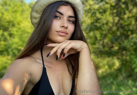 Foto di nudo di fuga di OnlyFans di Anastasiiabaileys