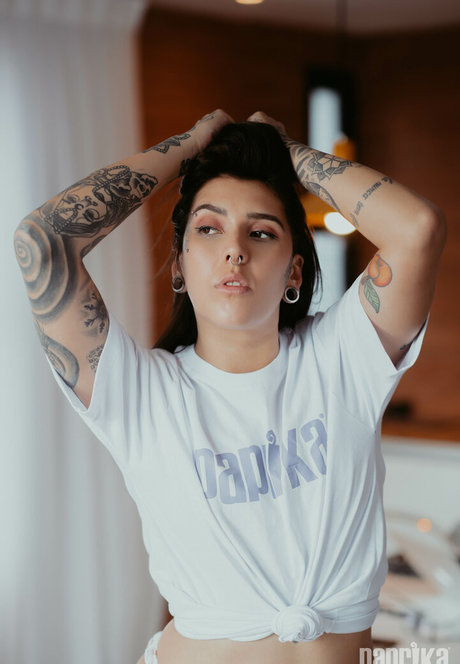 Foto di nudo di fuga di OnlyFans di Paprika