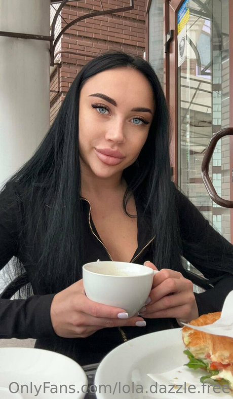 Foto di nudo di fuga di OnlyFans di Loladazzlefree