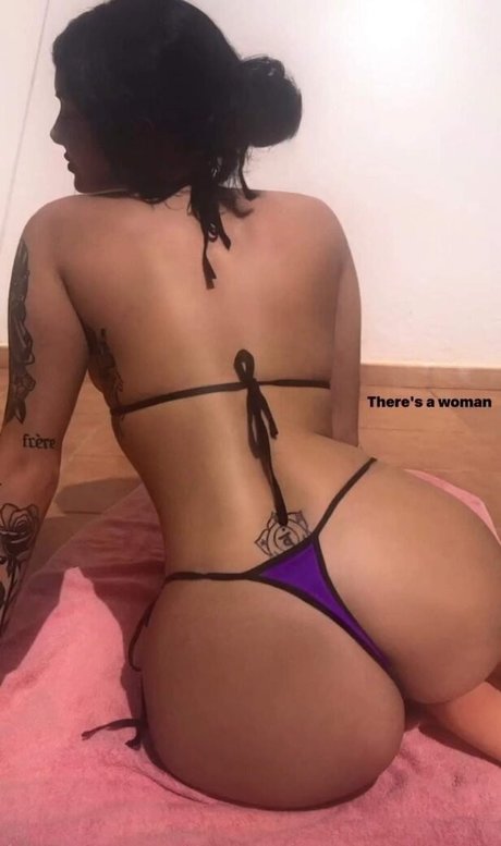 Foto di nudo di fuga di OnlyFans di Paula Benitez