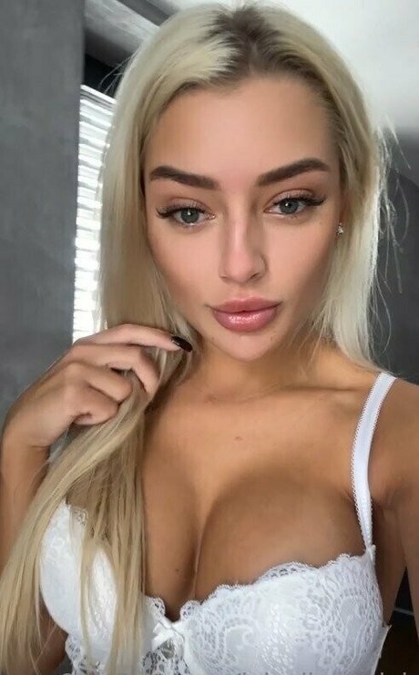 Lolaellemodel
