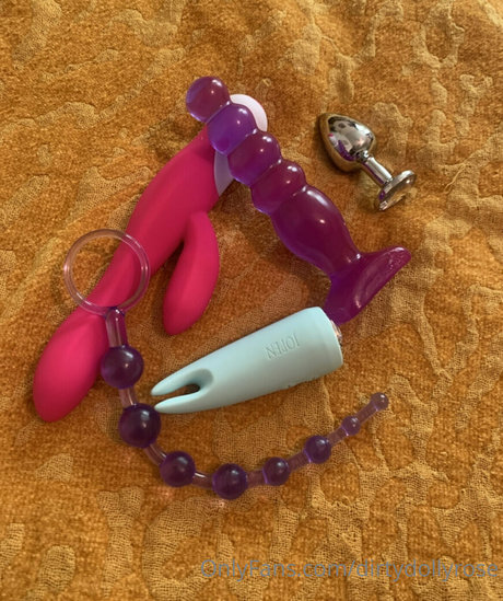 Foto di nudo di fuga di OnlyFans di Dirtydollyrose