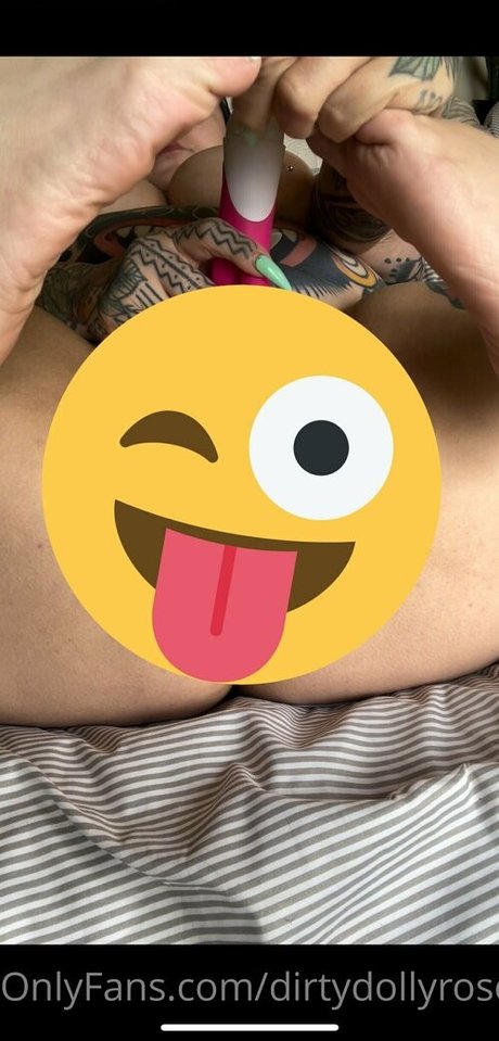 Foto di nudo di fuga di OnlyFans di Dirtydollyrose
