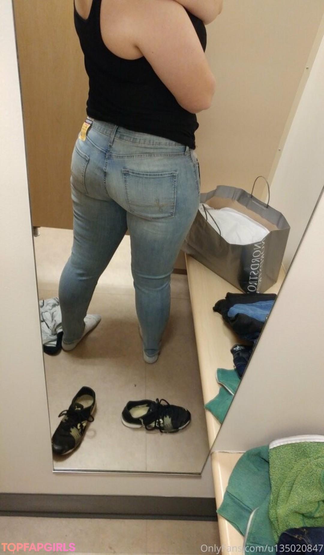 Foto di nudo di fuga di OnlyFans di Bibliophile120 #53 Foto di nudo di fuga di OnlyFans di Bibliophile120 #53