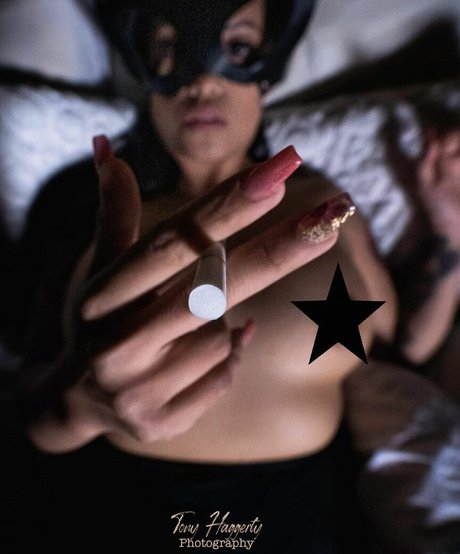 Foto di nudo di fuga di OnlyFans di The Filipina Latina