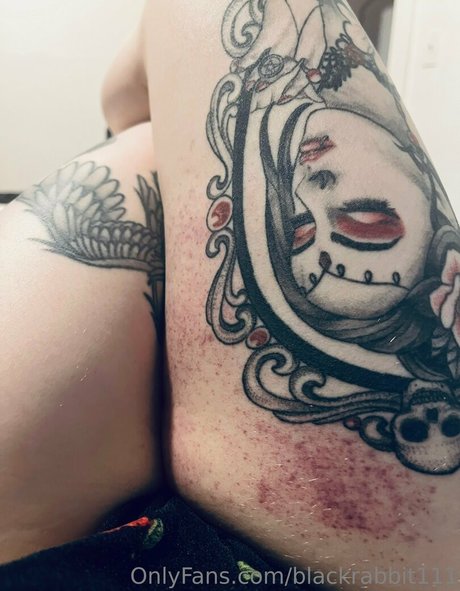 Foto di nudo di fuga di OnlyFans di Witchydancer11