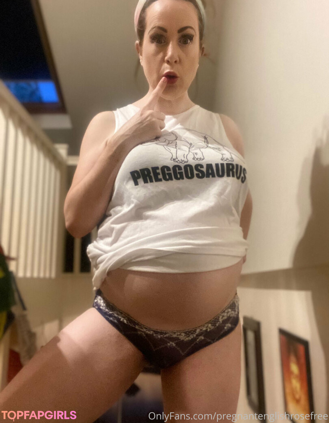 Foto di nudo di fuga di OnlyFans di Pregnantenglishrosefree #15 Foto di nudo di fuga di OnlyFans di Pregnantenglishrosefree #15