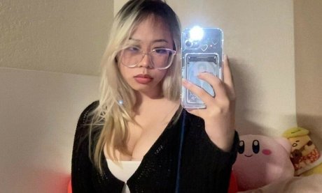 Foto di nudo di fuga di OnlyFans di Kiwireii