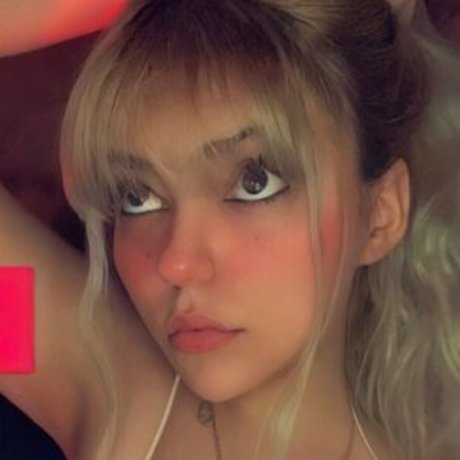 Foto di nudo di fuga di OnlyFans di Chewy Waifu