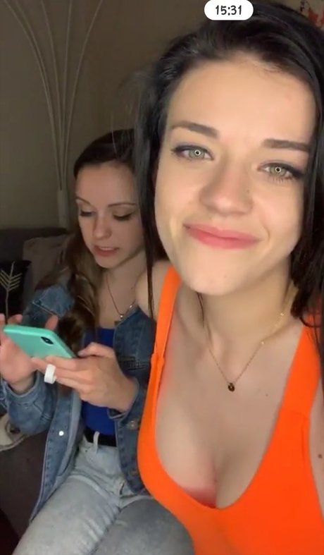 Foto di nudo di fuga di OnlyFans di Koala Puffs