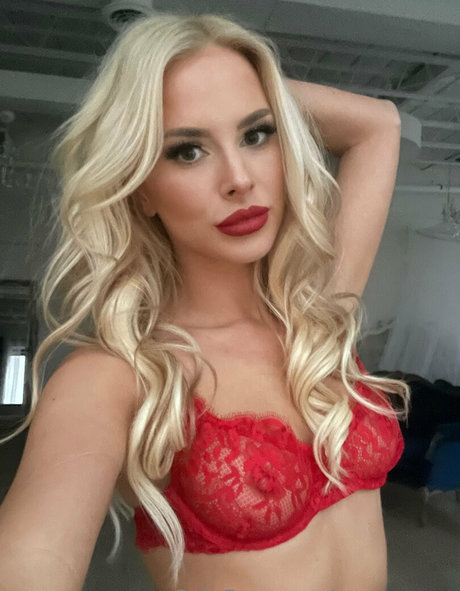 Foto di nudo di fuga di OnlyFans di Evarosexo