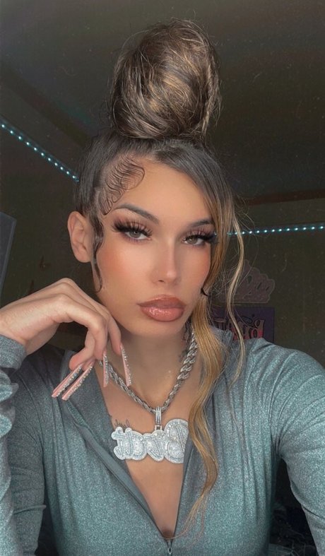 Foto di nudo di fuga di OnlyFans di Thebratzway