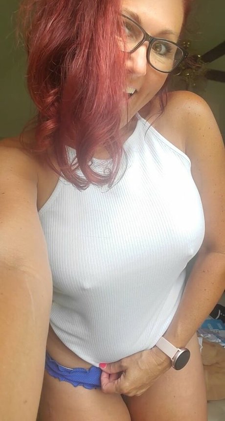 Foto di nudo di fuga di OnlyFans di Mandy Majors