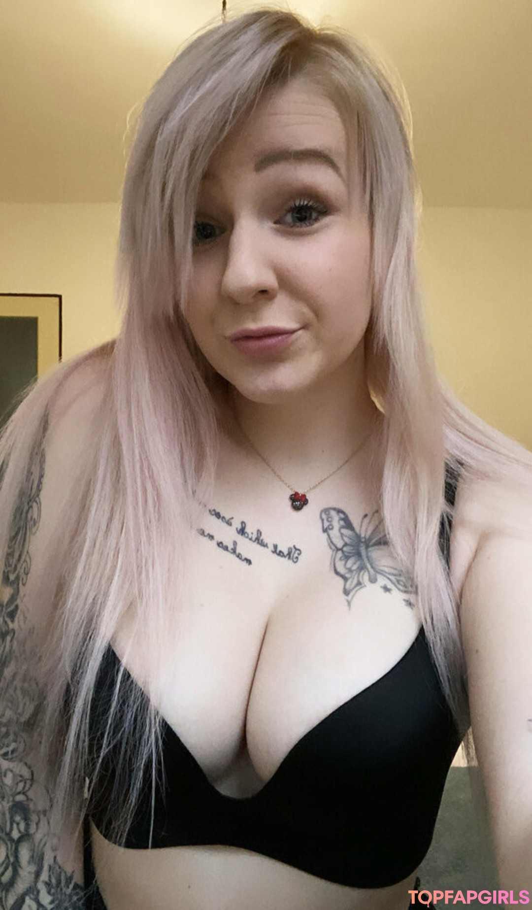 Foto di nudo di fuga di OnlyFans di Katrinakutiku #55 Foto di nudo di fuga di OnlyFans di Katrinakutiku #55