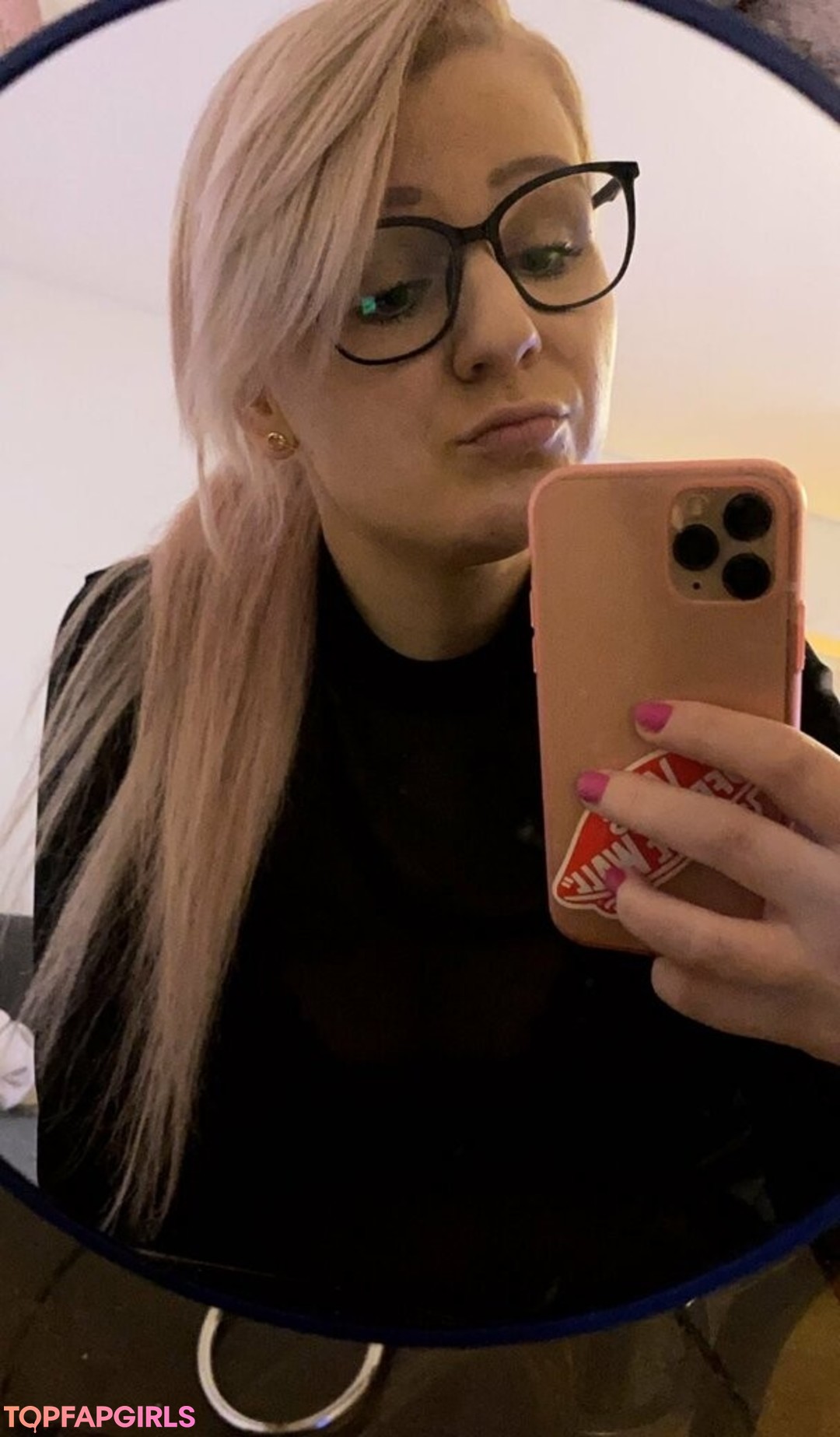 Foto di nudo di fuga di OnlyFans di Katrinakutiku #56 Foto di nudo di fuga di OnlyFans di Katrinakutiku #56