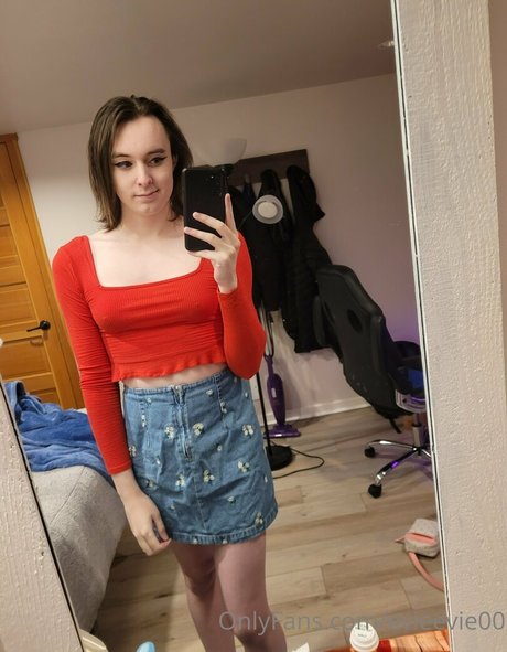Foto di nudo di fuga di OnlyFans di Evieevie00