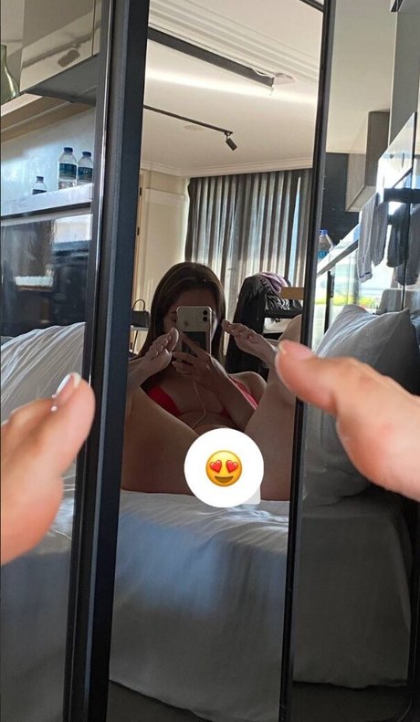Foto di nudo di fuga di OnlyFans di Crysstail
