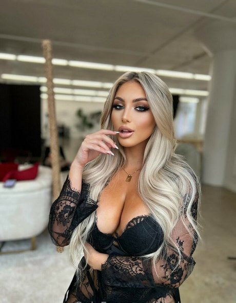 Foto di nudo di fuga di OnlyFans di Kayleygunner