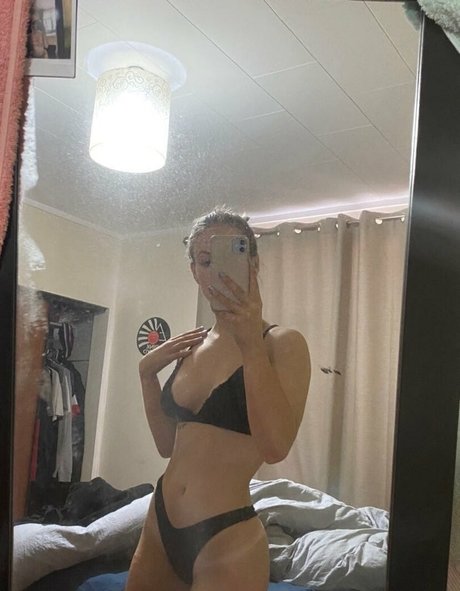 Foto di nudo di fuga di OnlyFans di Slxttycandy