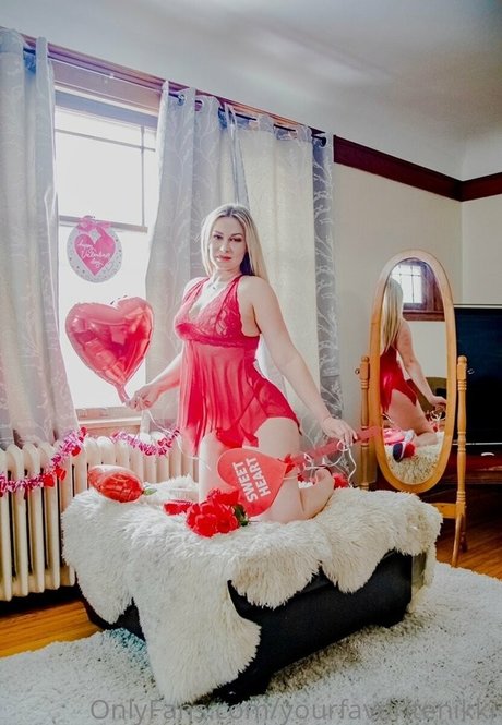 Foto di nudo di fuga di OnlyFans di Nikki Baker