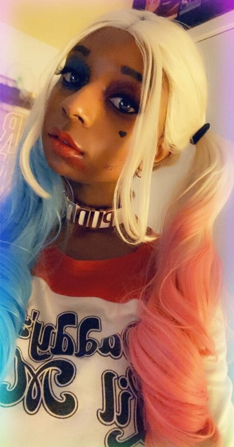 Foto di nudo di fuga di OnlyFans di Misskrisskosplay