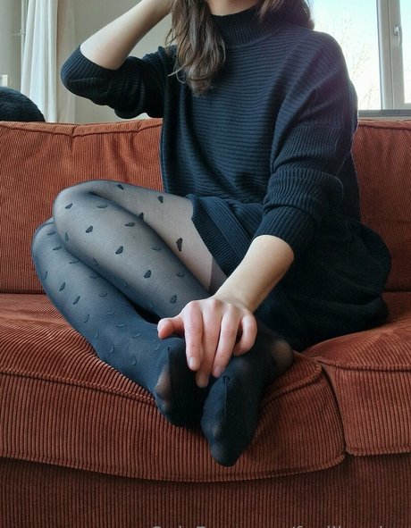 Foto di nudo di fuga di OnlyFans di Favlibrarian