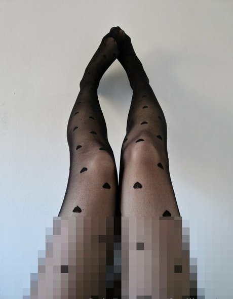 Foto di nudo di fuga di OnlyFans di Favlibrarian