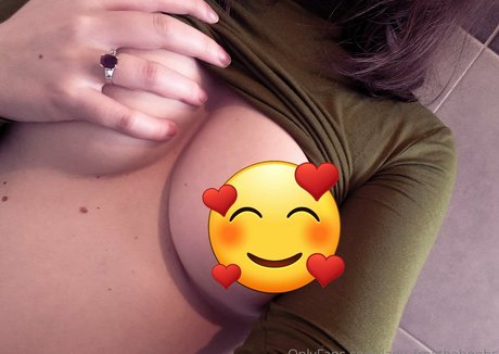 Foto di nudo di fuga di OnlyFans di Ladyfreetheboobs
