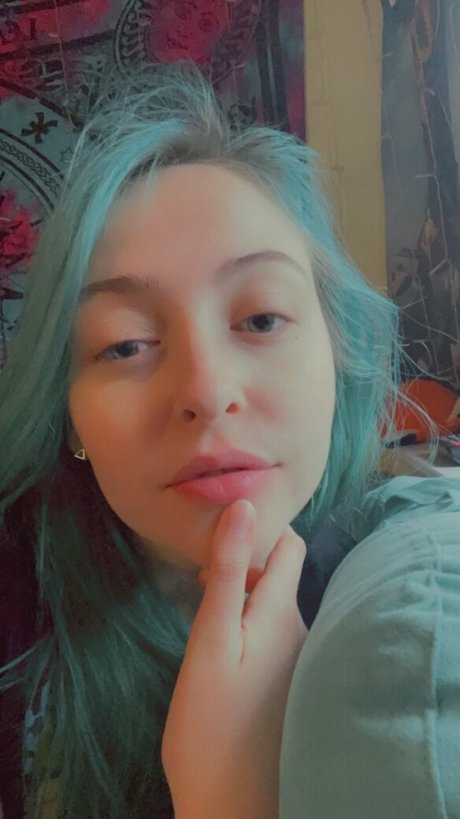 Foto di nudo di fuga di OnlyFans di Lunafayefree